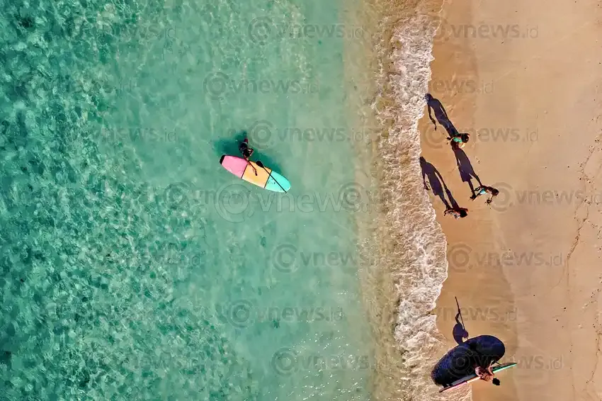 Bermain papan dayung di Gili Trawangan