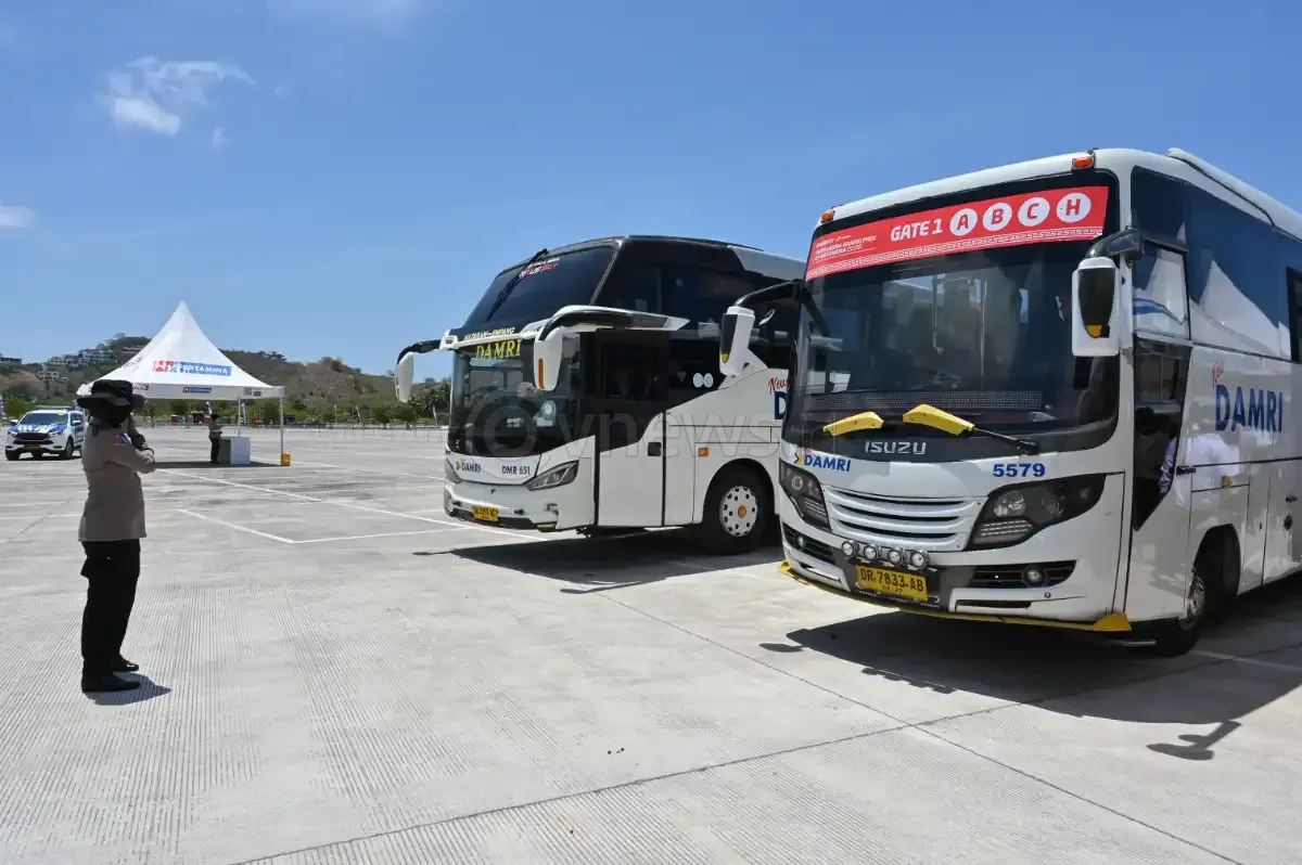 Layanan shuttle bus gratis penonton MotoGP Mandalika