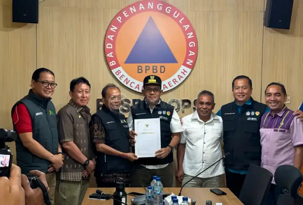 Wujud Solidaritas, Gubernur NTB dan Bali Hadir Langsung Bantu Pemulihan Gempa NTT