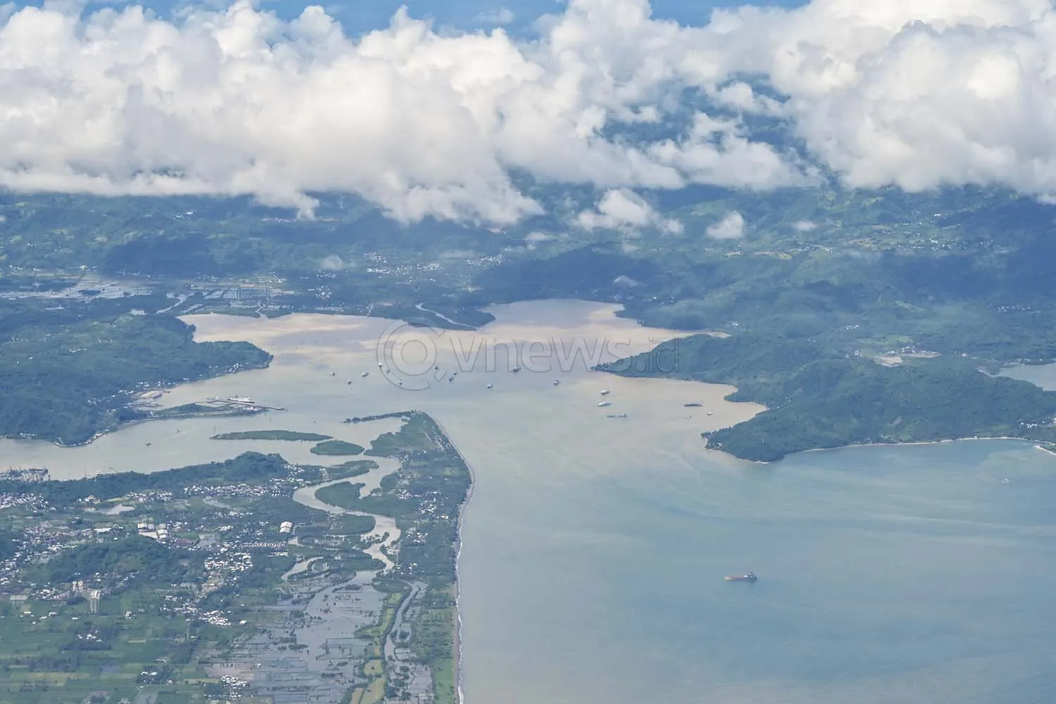 Foto areal pelabuhan Gili Mas Lembar