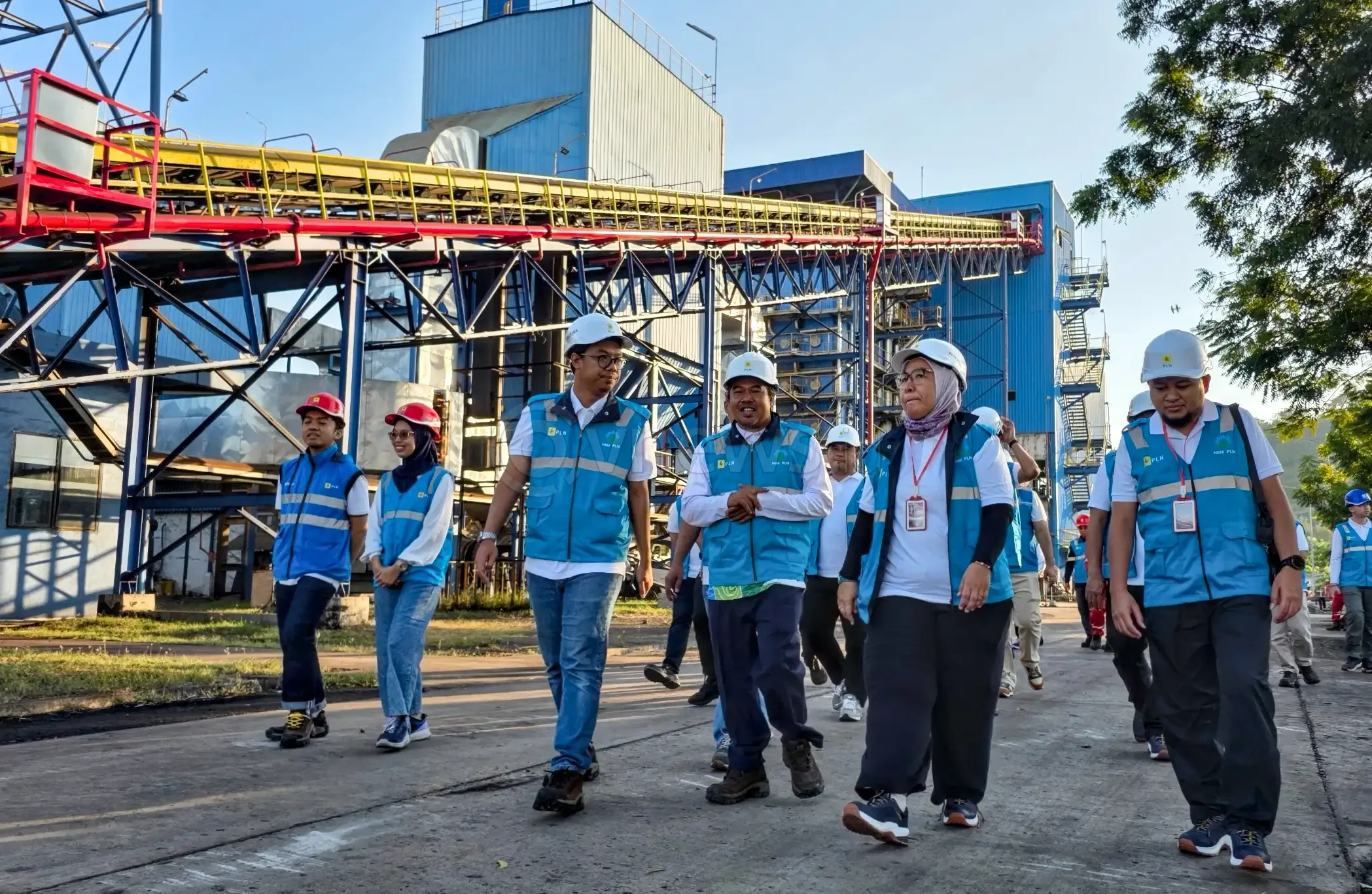 PLN Perkuat Keandalan Kelistrikan Lombok, GM PLN Dwipantara Tinjau Pembangkit Strategis