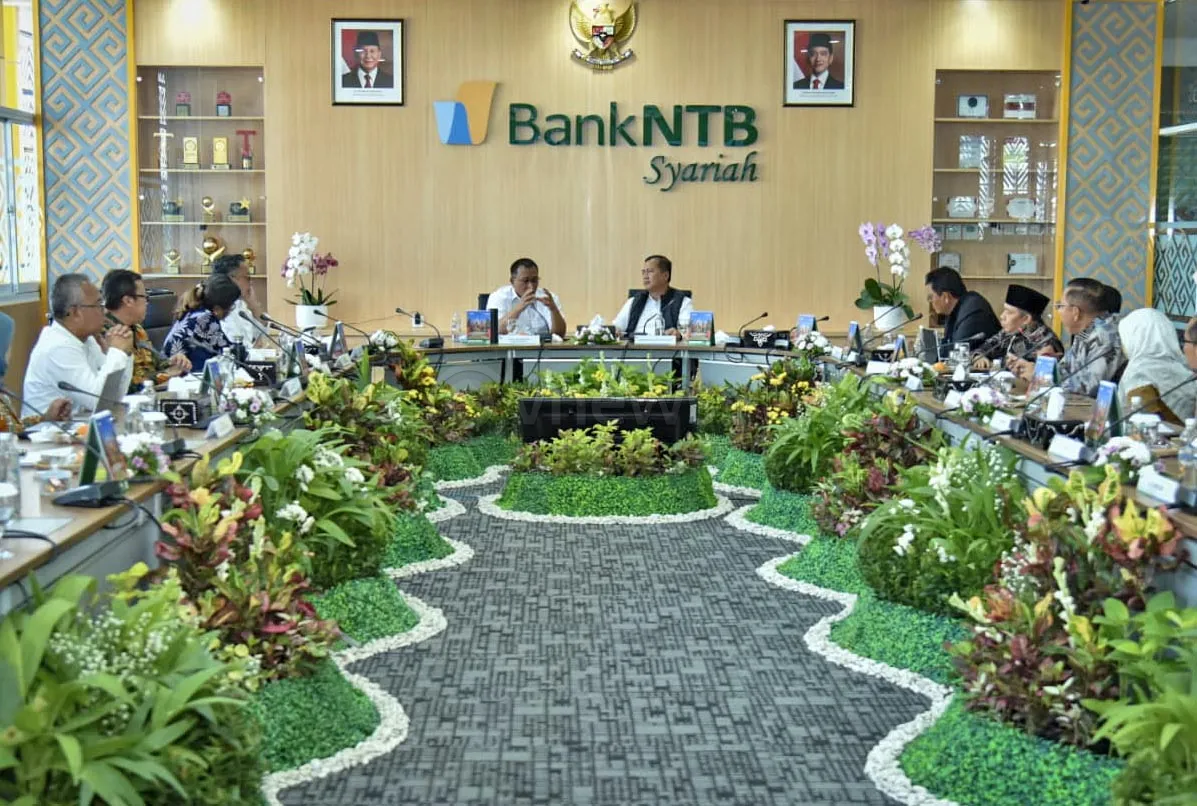 Menteri Lingkungan Hidup dan Gubernur NTB Sepakat Percepat Penyelamatan Lingkungan