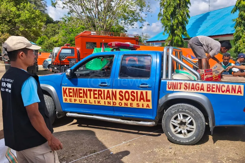 Penyaluran bantuan untuk warga terdampak gempa NTT