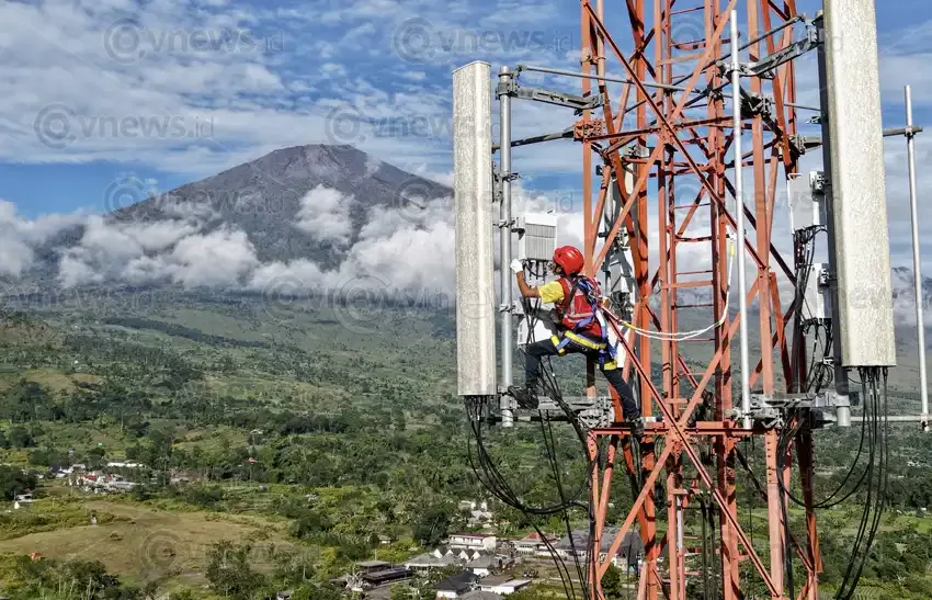 Teknisi Tower BTS