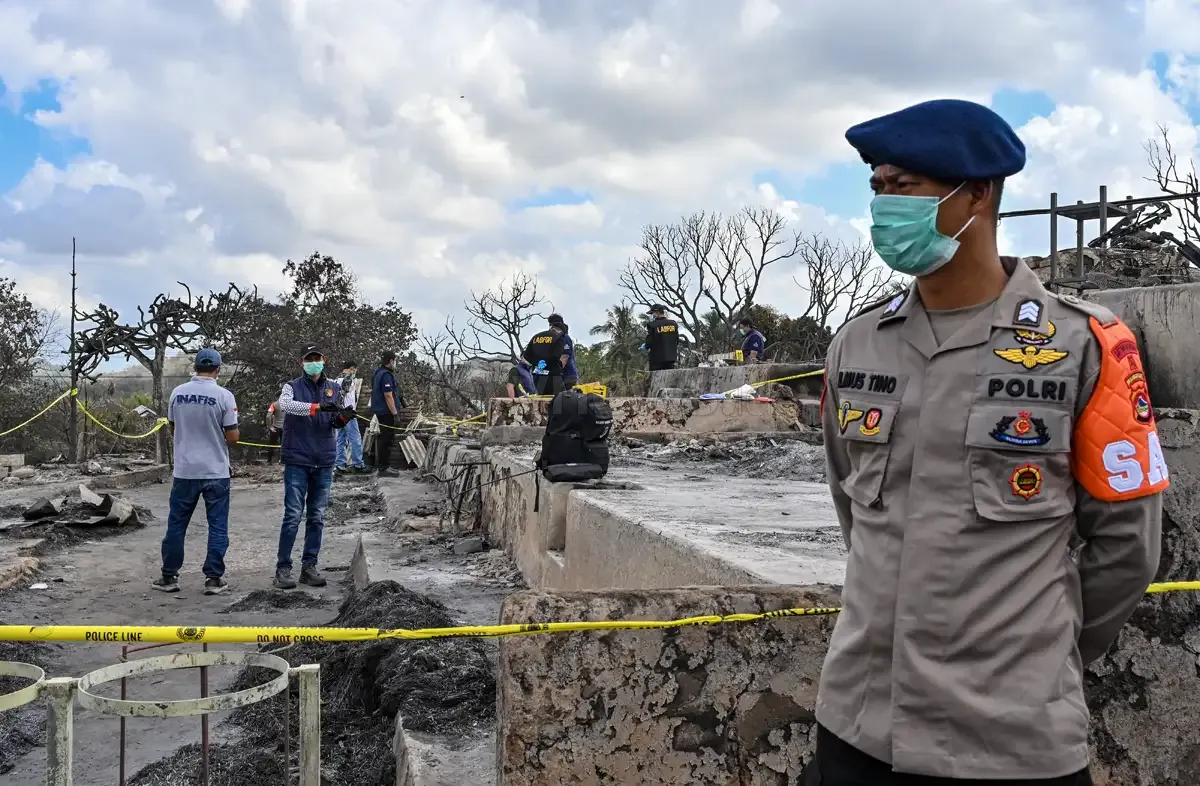 Olah Tempat kejadian perkara kebakaran Desa Sade