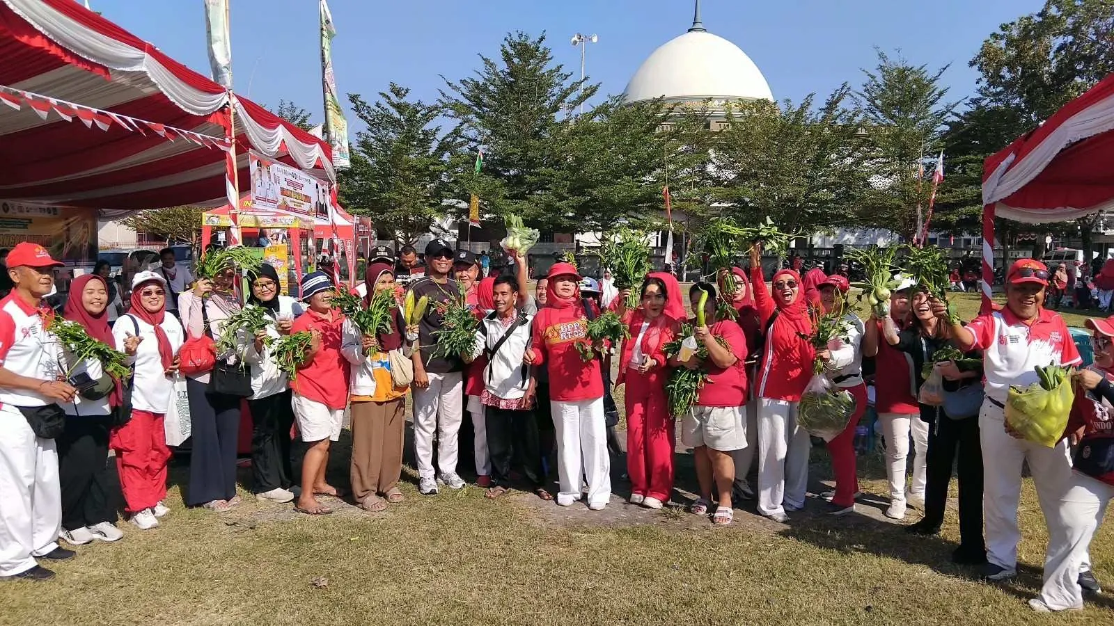 Pemprov NTB Gelar GPM: Sembako Murah hingga Bagikan Sayuran dan Bibit Cabai Gratis