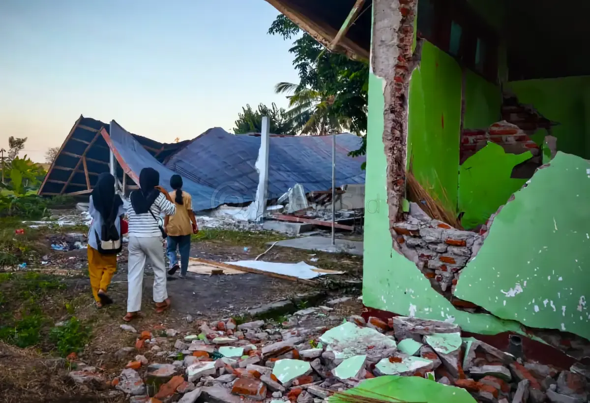 Sekolah terdampak gempa di NTT