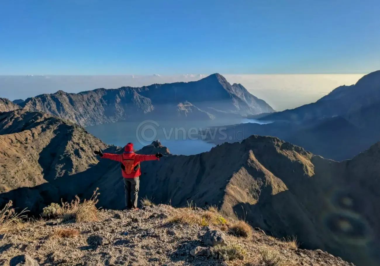 Panorama jalur pendakian Tetebatu Rinjani 