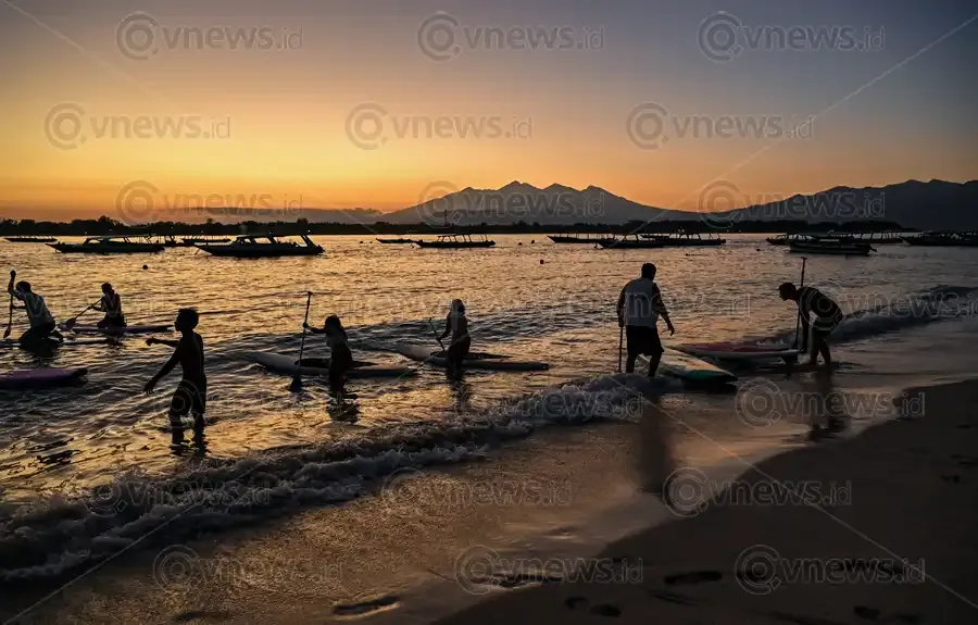 Wisata Paddel Board di Gili Trawangan
