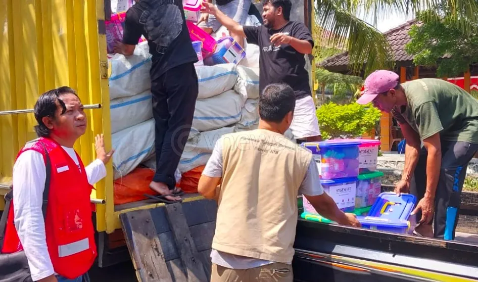 Kirim Logistik dan Personel, PMI NTB Peduli Korban Gempa di NTT 